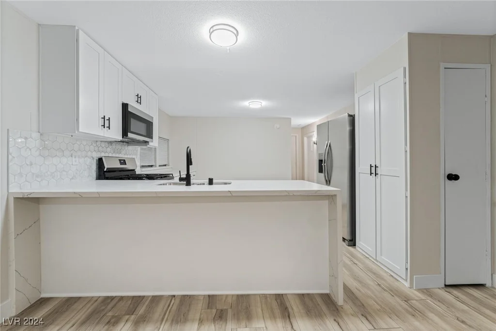 5119 Ridge, Las Vegas, NV 89103