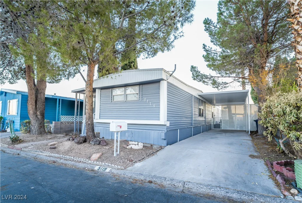 5119 Ridge, Las Vegas, NV 89103