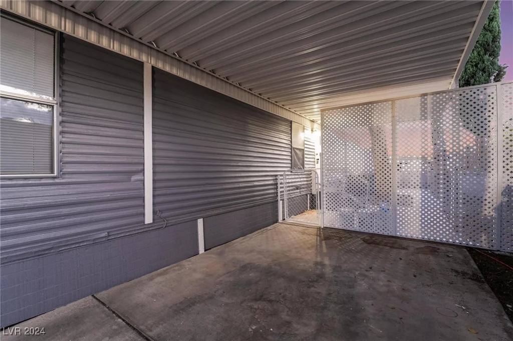 5119 Ridge, Las Vegas, NV 89103