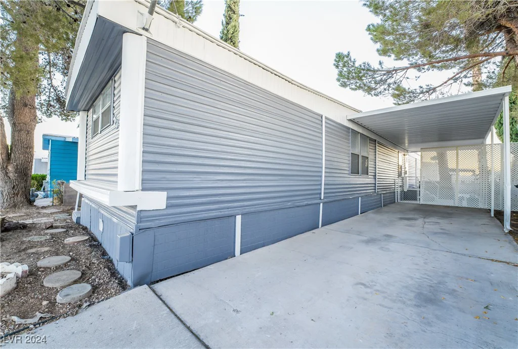 5119 Ridge, Las Vegas, NV 89103