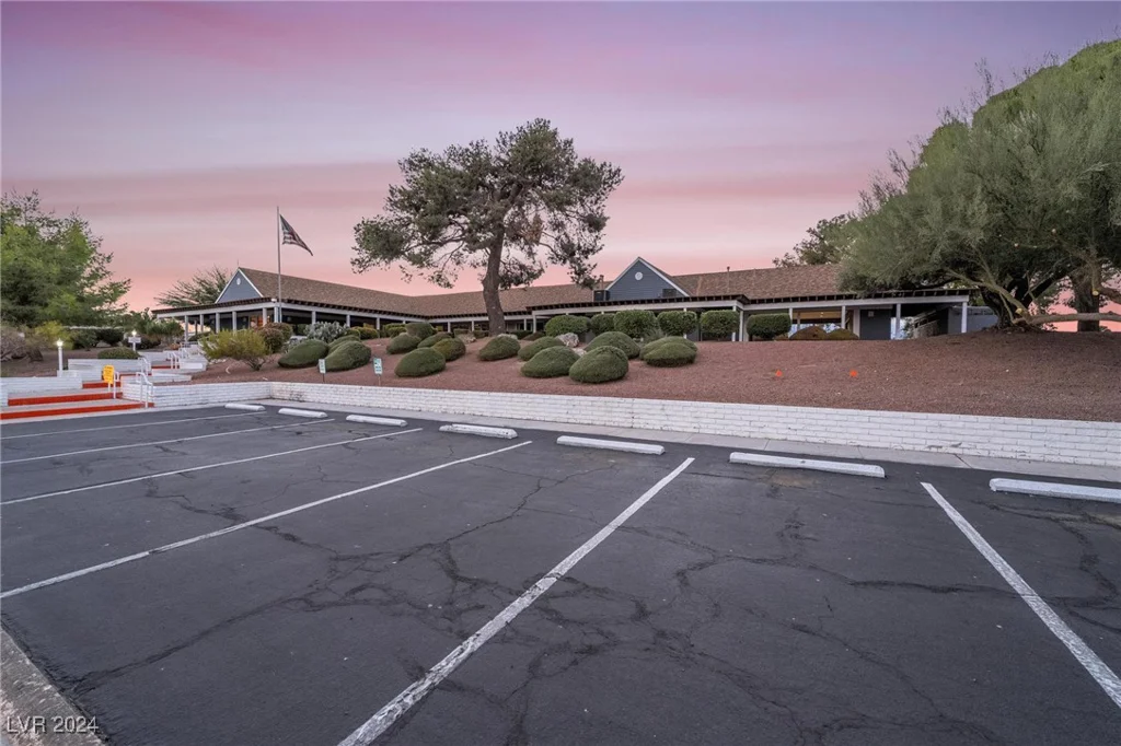 5119 Ridge, Las Vegas, NV 89103