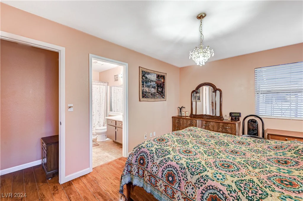 571 Macbrey, Las Vegas, NV 89123