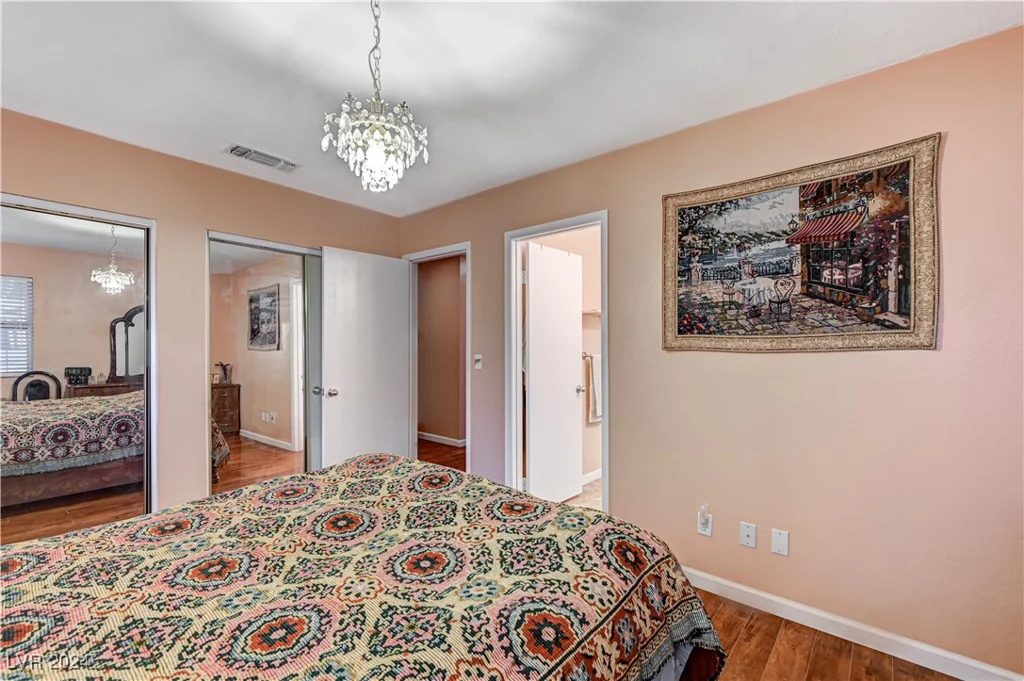 571 Macbrey, Las Vegas, NV 89123