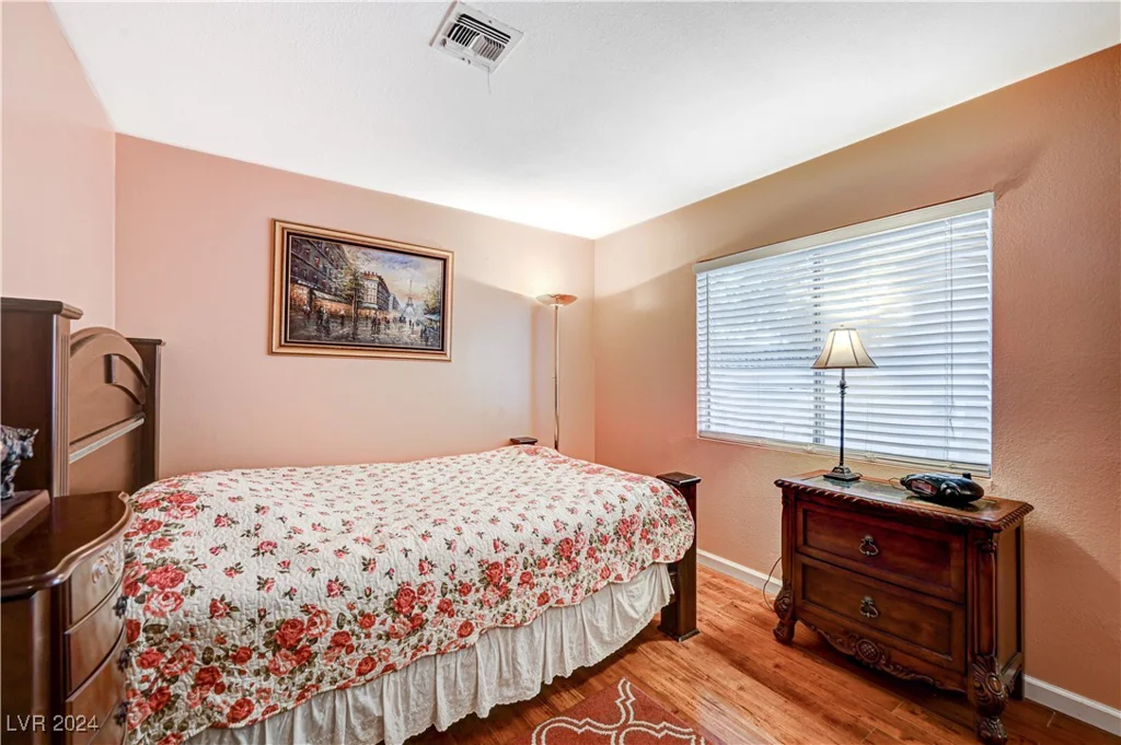 571 Macbrey, Las Vegas, NV 89123