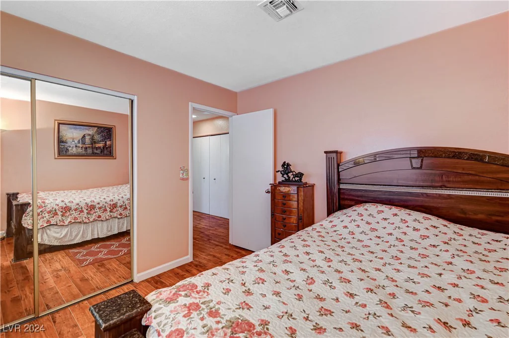 571 Macbrey, Las Vegas, NV 89123