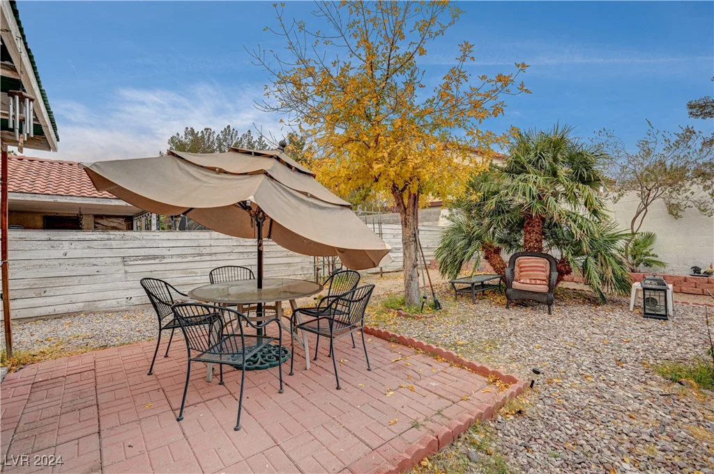571 Macbrey, Las Vegas, NV 89123