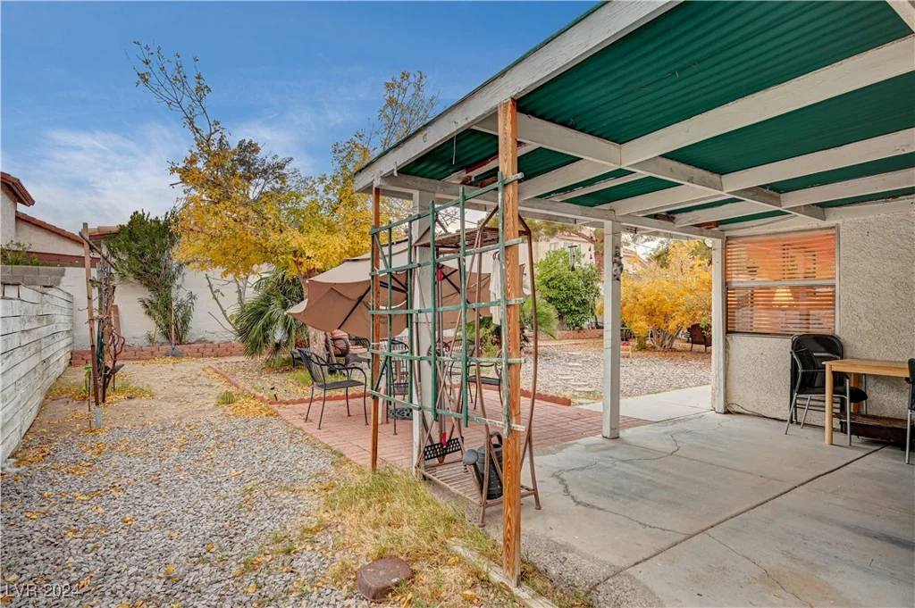571 Macbrey, Las Vegas, NV 89123