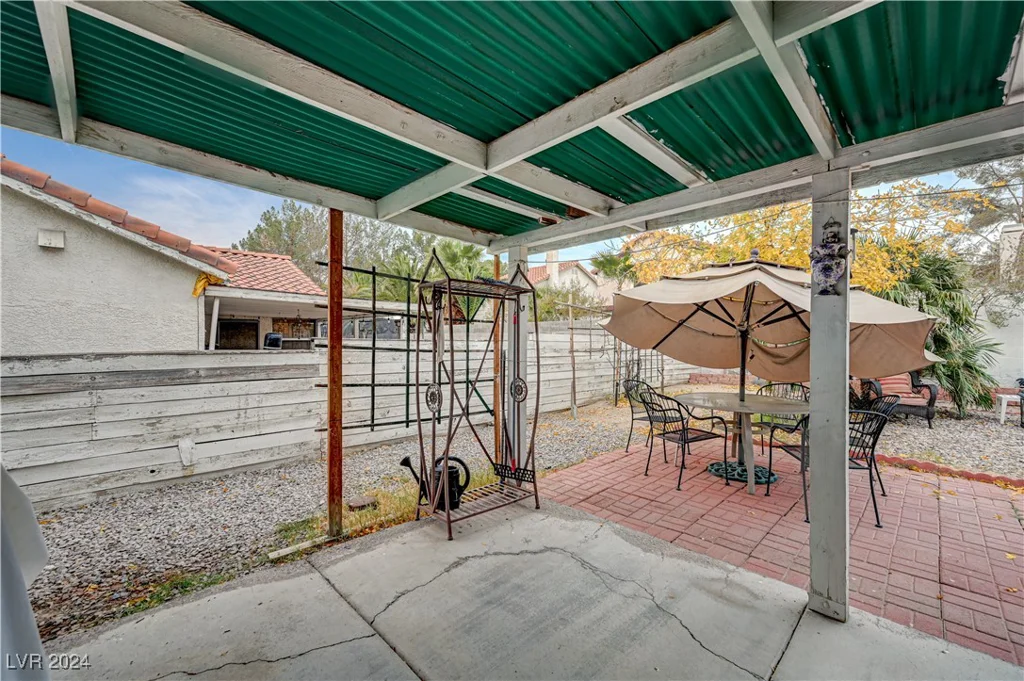 571 Macbrey, Las Vegas, NV 89123