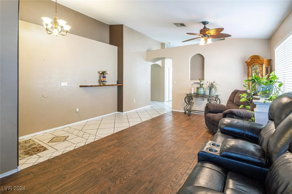 3701 White Angel, North Las Vegas, NV 89032