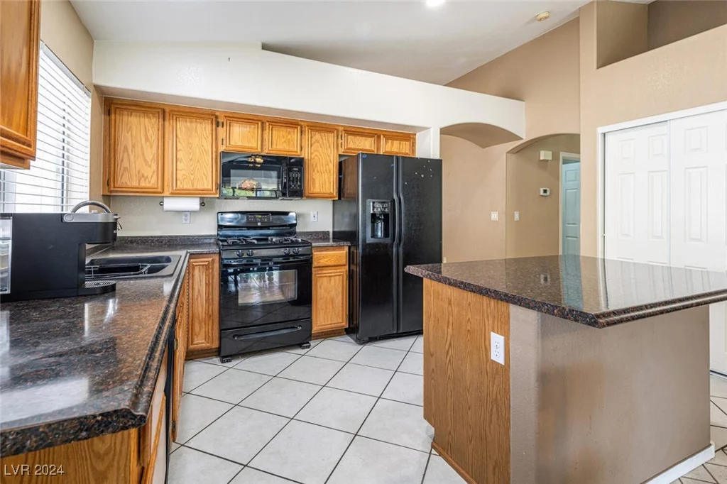 3701 White Angel, North Las Vegas, NV 89032