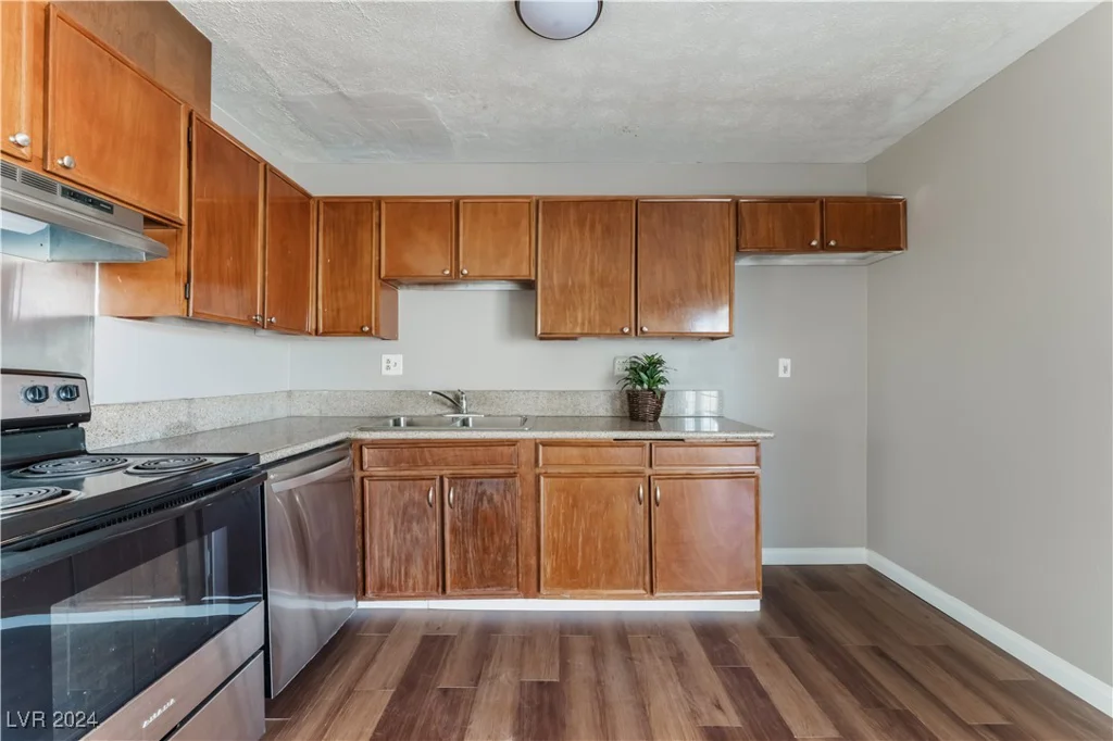 6120 Edgewood, Las Vegas, NV 89107