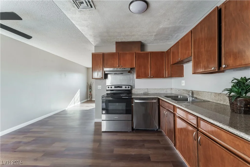 6120 Edgewood, Las Vegas, NV 89107