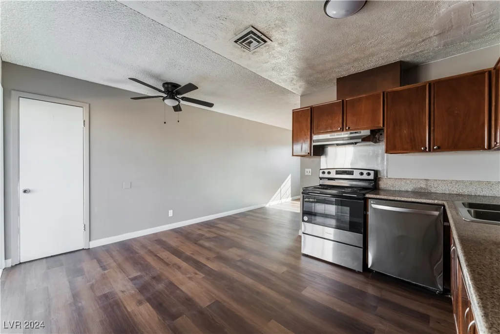 6120 Edgewood, Las Vegas, NV 89107