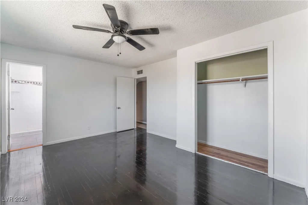 6120 Edgewood, Las Vegas, NV 89107