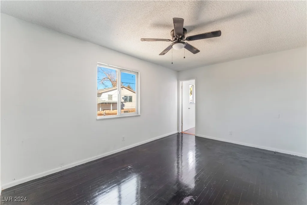 6120 Edgewood, Las Vegas, NV 89107