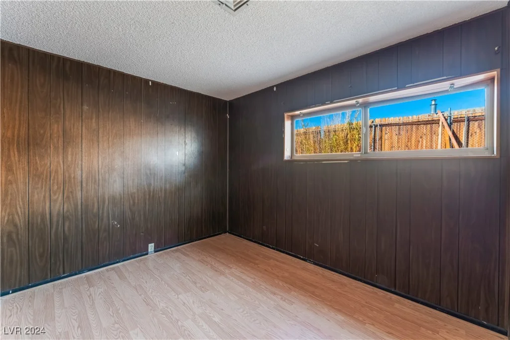 6120 Edgewood, Las Vegas, NV 89107