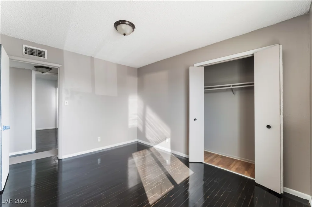 6120 Edgewood, Las Vegas, NV 89107