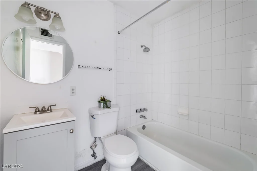 6120 Edgewood, Las Vegas, NV 89107