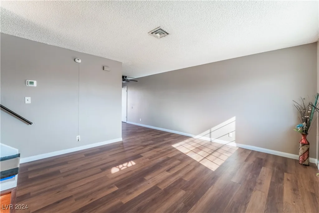 6120 Edgewood, Las Vegas, NV 89107
