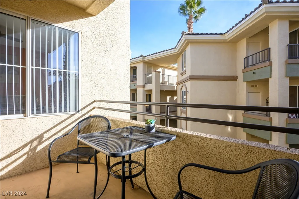 7107 Durango, Las Vegas, NV 89113