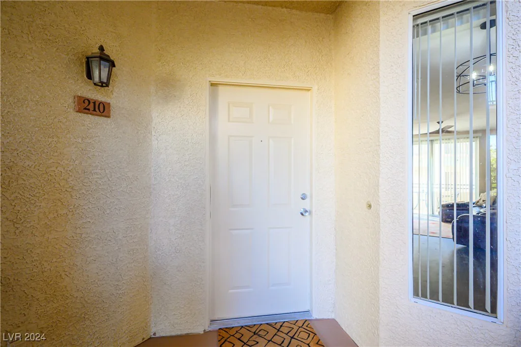 7107 Durango, Las Vegas, NV 89113