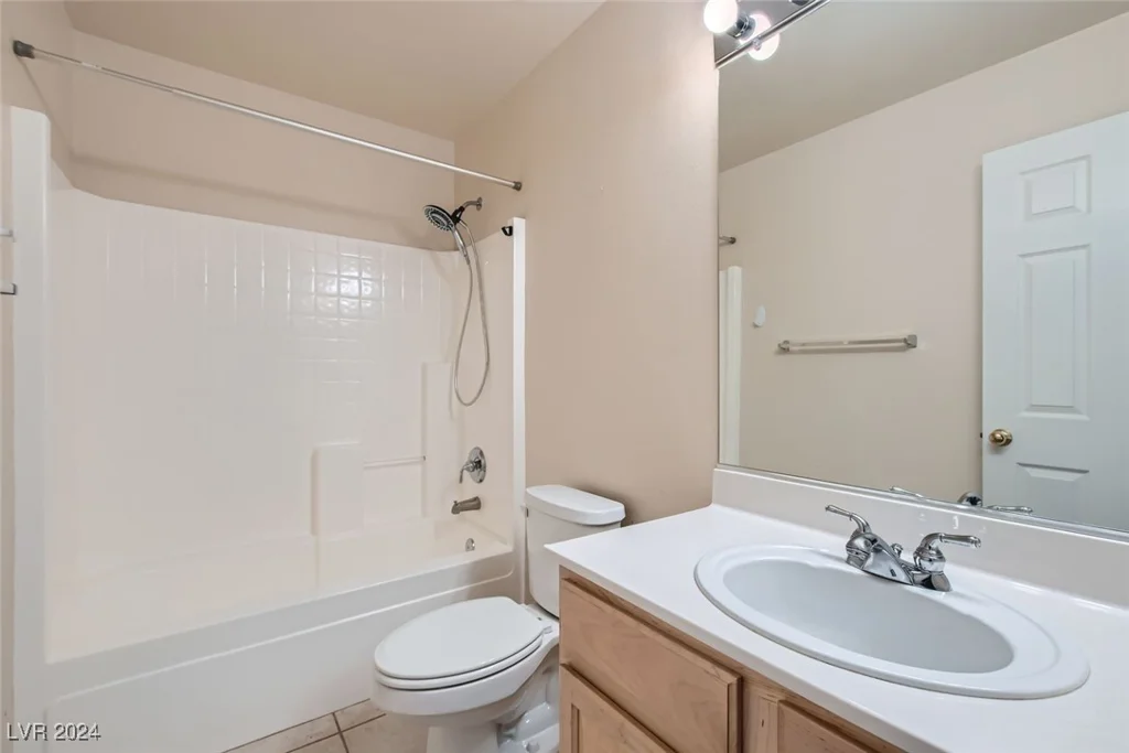 2731 Heathrow, Las Vegas, NV 89135