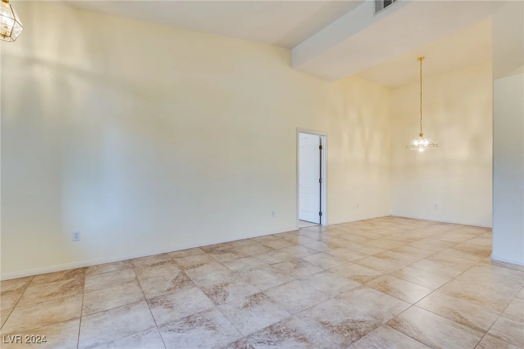 700 Carnegie, Henderson, NV 89052