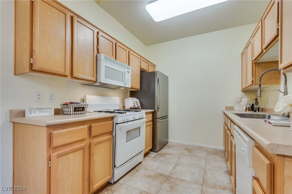 700 Carnegie, Henderson, NV 89052