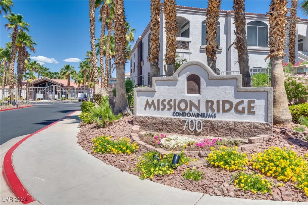 700 Carnegie, Henderson, NV 89052