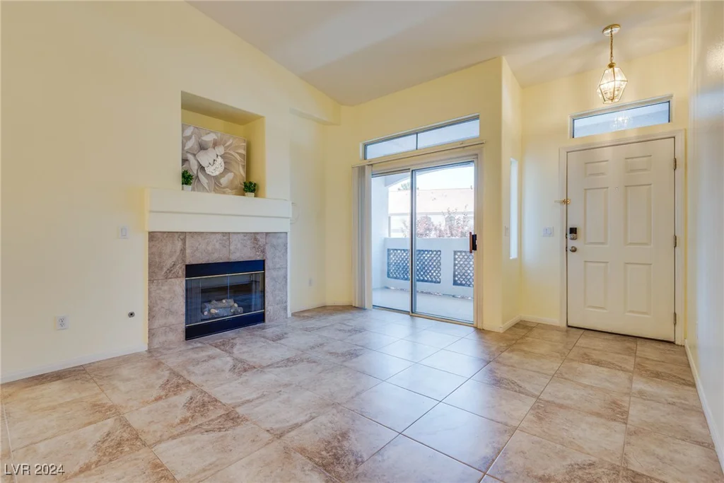 700 Carnegie, Henderson, NV 89052