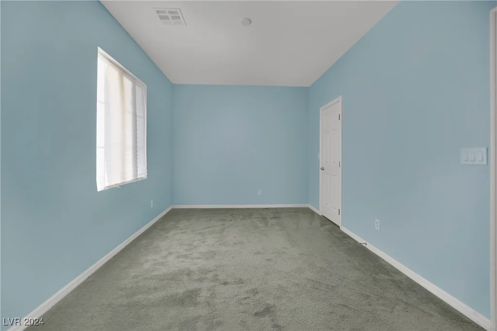 9282 Cowboy Rain, Las Vegas, NV 89178