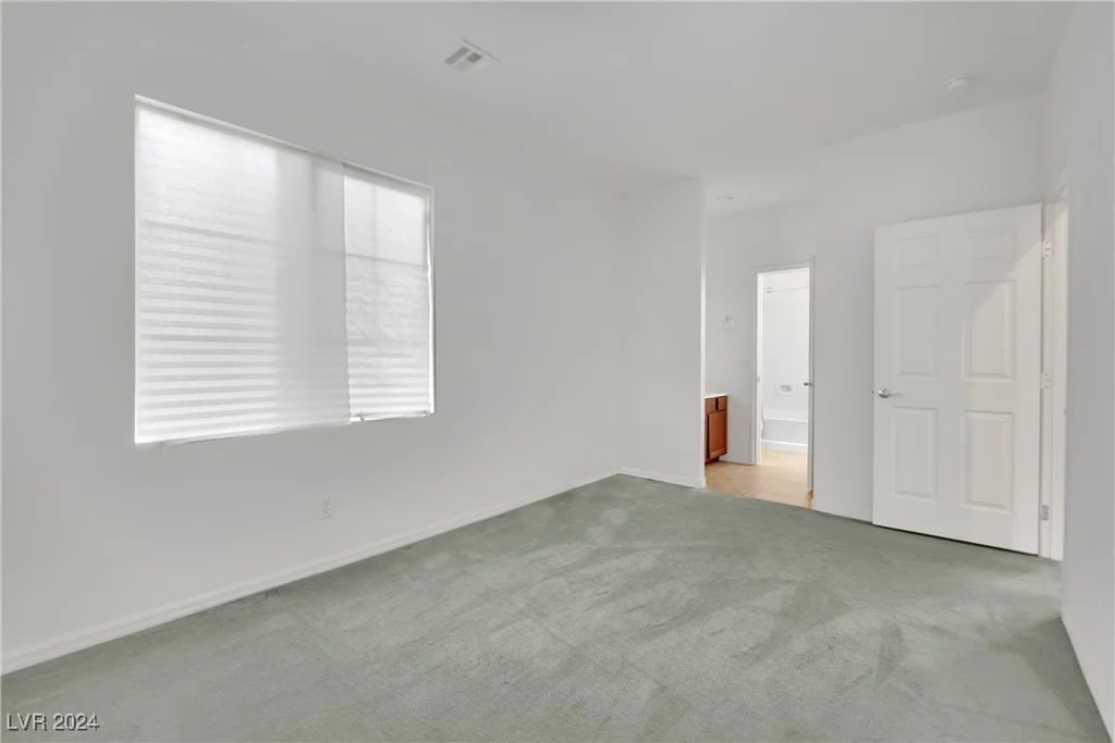9282 Cowboy Rain, Las Vegas, NV 89178