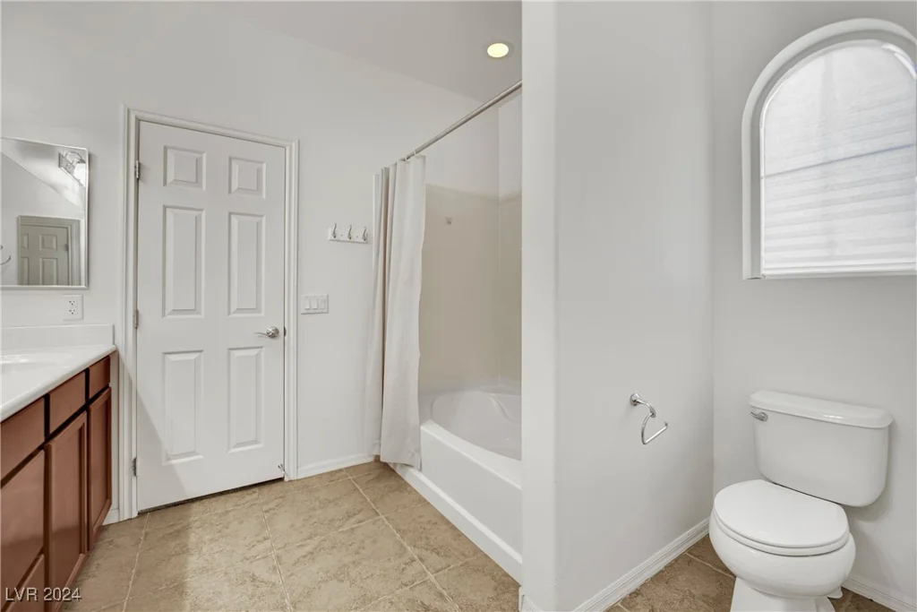 9282 Cowboy Rain, Las Vegas, NV 89178