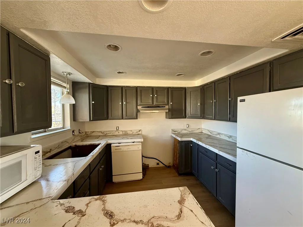 1720 Bell Vista, Pahrump, NV 89060