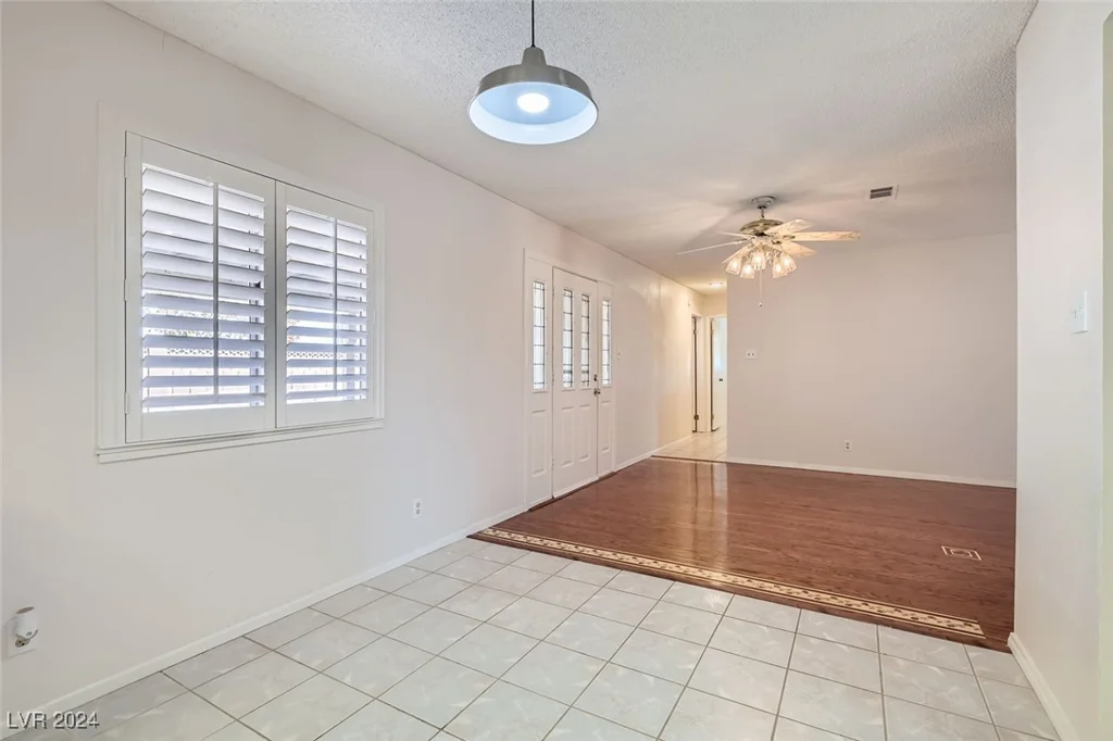 4386 El Carnal, Las Vegas, NV 89121
