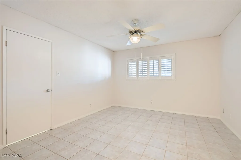4386 El Carnal, Las Vegas, NV 89121