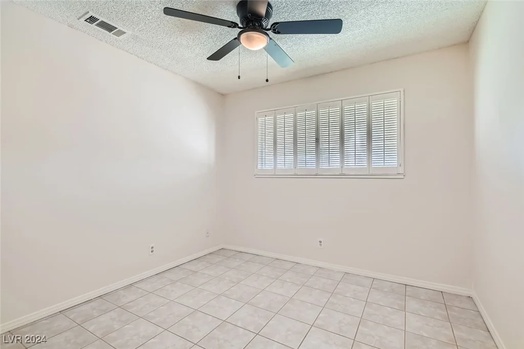 4386 El Carnal, Las Vegas, NV 89121