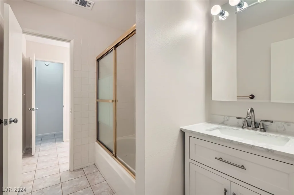 4386 El Carnal, Las Vegas, NV 89121