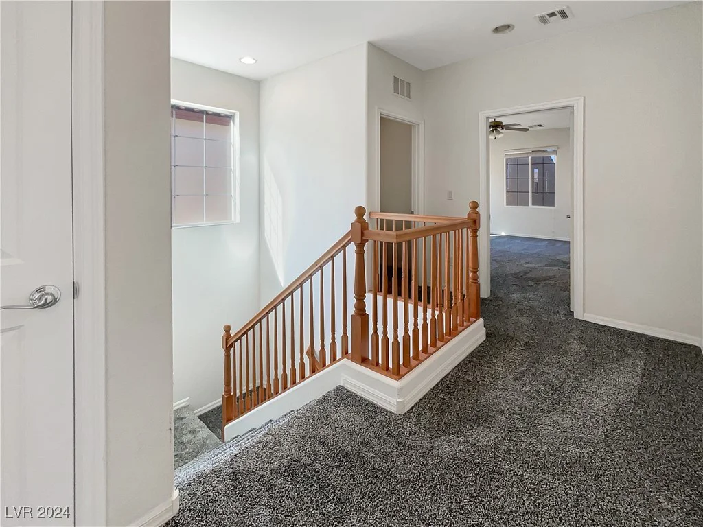 9390 Cowboy Rain, Las Vegas, NV 89178