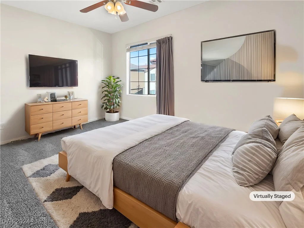 9390 Cowboy Rain, Las Vegas, NV 89178