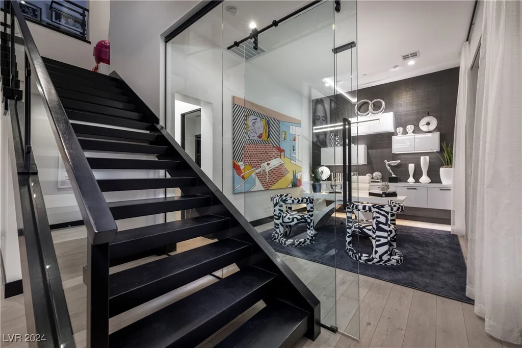 617 Overlook Rim, Henderson, NV 89012
