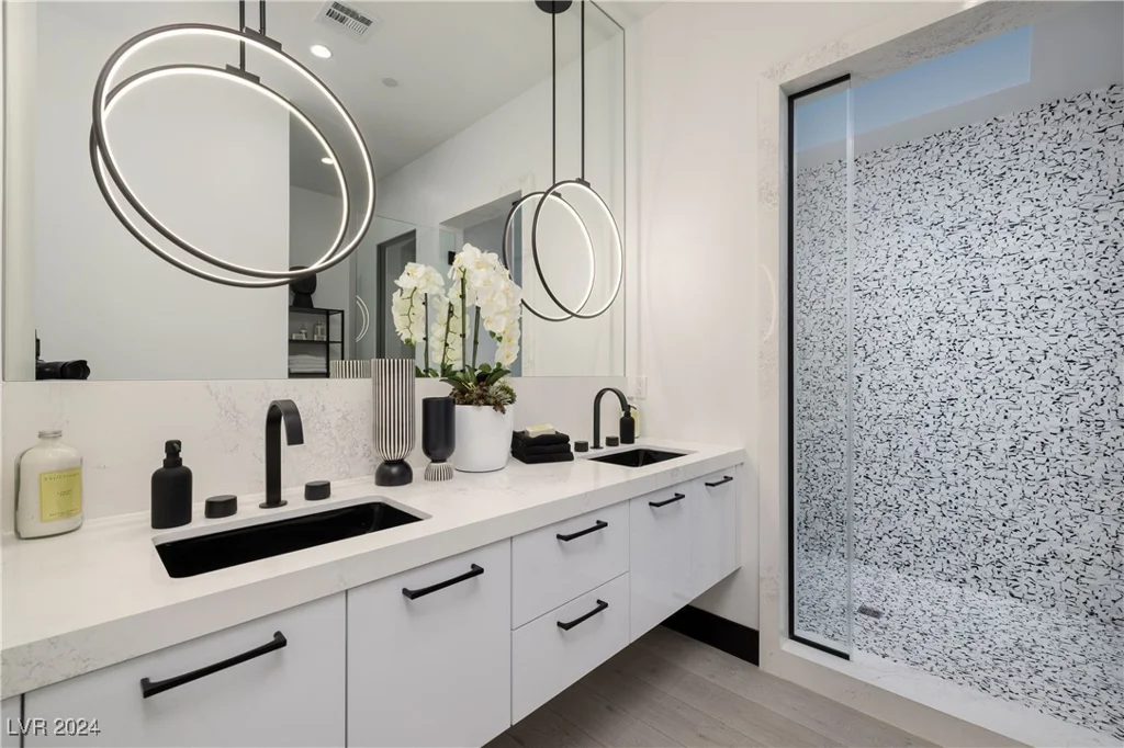 617 Overlook Rim, Henderson, NV 89012