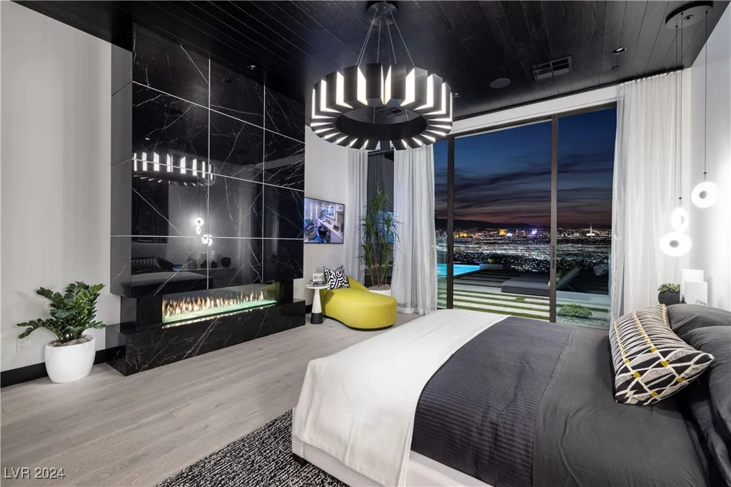 617 Overlook Rim, Henderson, NV 89012