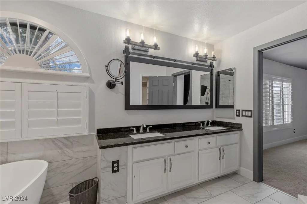 10881 Pentland Downs, Las Vegas, NV 89141