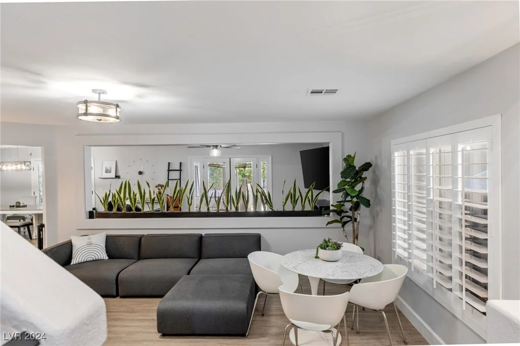 10881 Pentland Downs, Las Vegas, NV 89141
