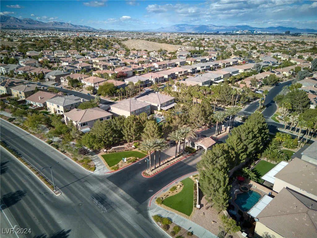 10881 Pentland Downs, Las Vegas, NV 89141