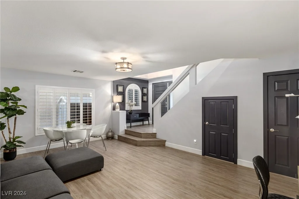 10881 Pentland Downs, Las Vegas, NV 89141
