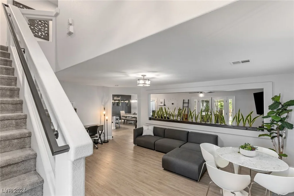 10881 Pentland Downs, Las Vegas, NV 89141