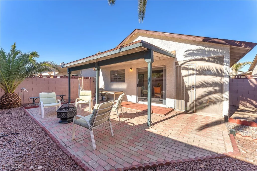 4645 Concord Village, Las Vegas, NV 89108