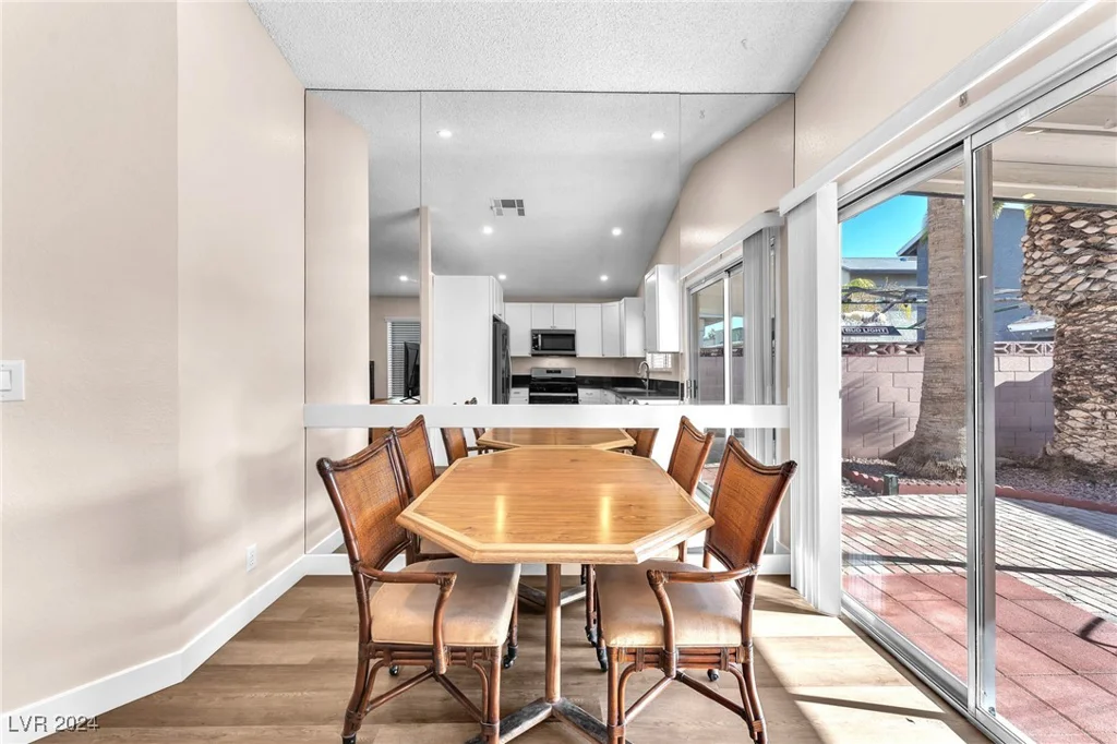 4645 Concord Village, Las Vegas, NV 89108